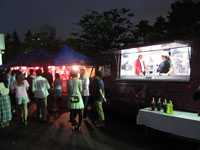 キッチンカー3台で彩る夏の社内イベント イメージ画像