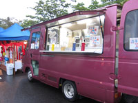 キッチンカー3台で彩る夏の社内イベント イメージ画像