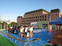 府中市の医療法人様 屋上納涼祭で夏を楽しむ イメージ画像