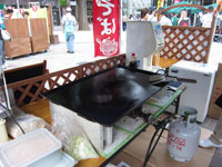 武蔵小金井の阿波おどり大会、駅前広場で模擬店出店! イメージ画像